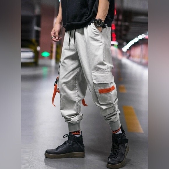 Guys/ Unisex Patched Pocket Buckle Detail Cargo Pants - Picture 5 of 9